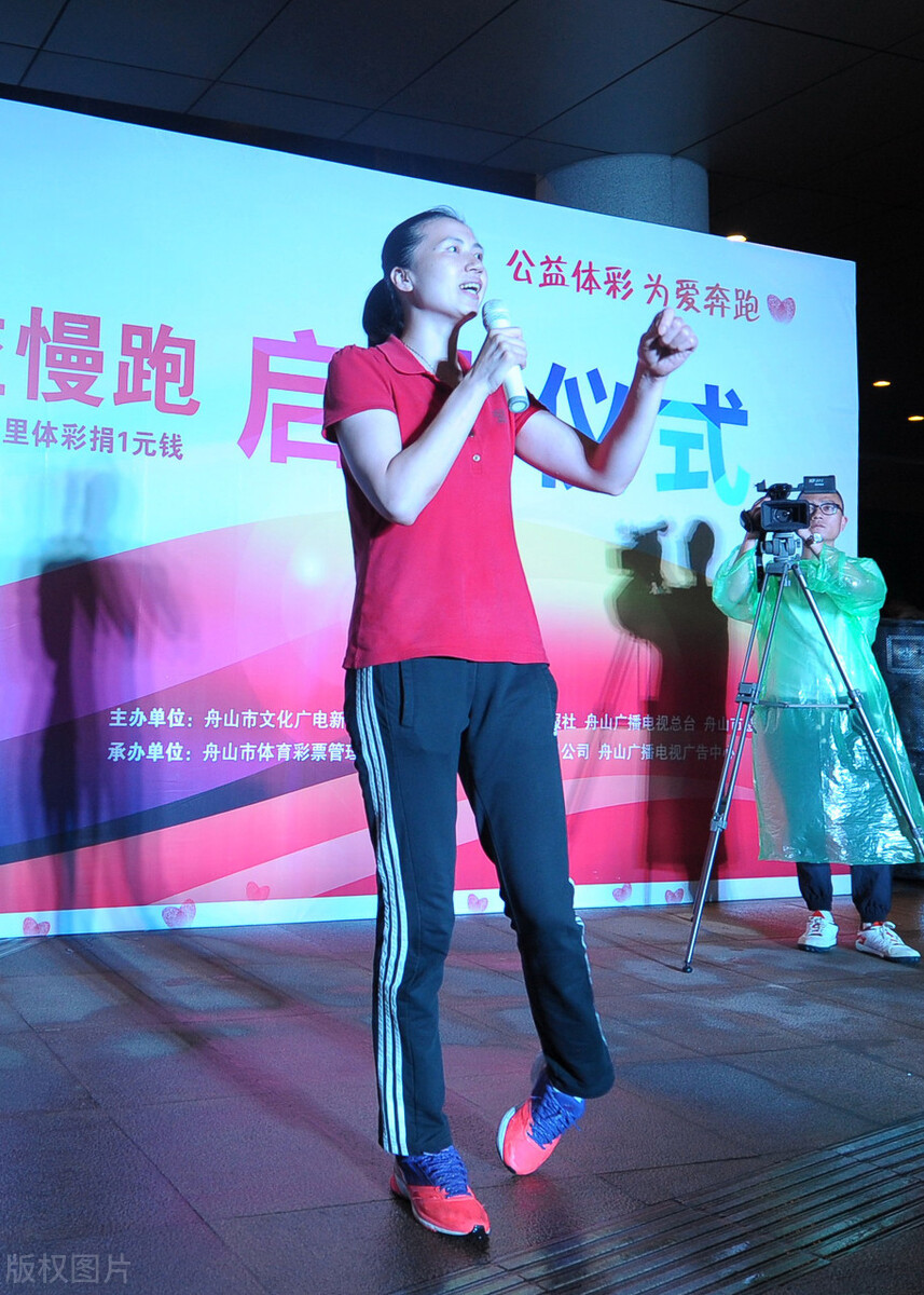 体育明星退役还会出镜吗,体育界退役运动员从政