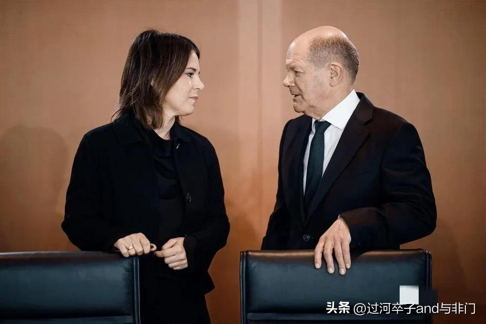 德国外长为什么去雍和宫,德国外长穿着举止