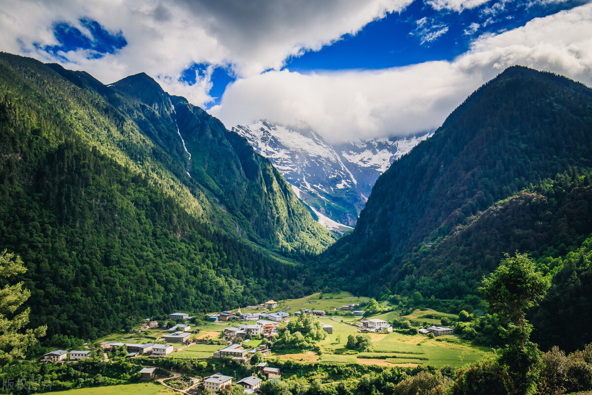 八卦的八个卦各有其对应的象征物,八卦的八个字代表什么