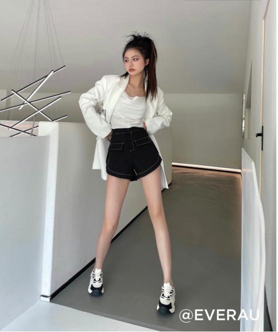 夏季穿的阔腿裤显瘦版,显瘦百搭的裤子夏季阔腿裤