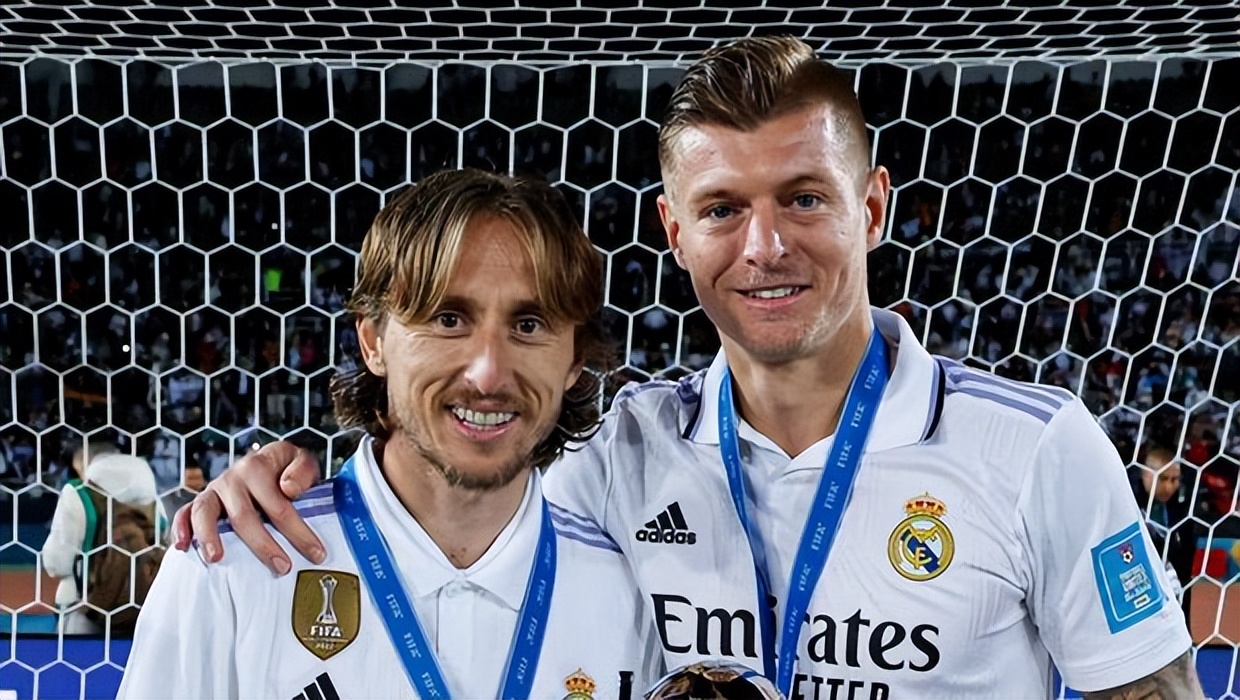 内马尔转会梅西态度,足坛转会最新消息大巴黎