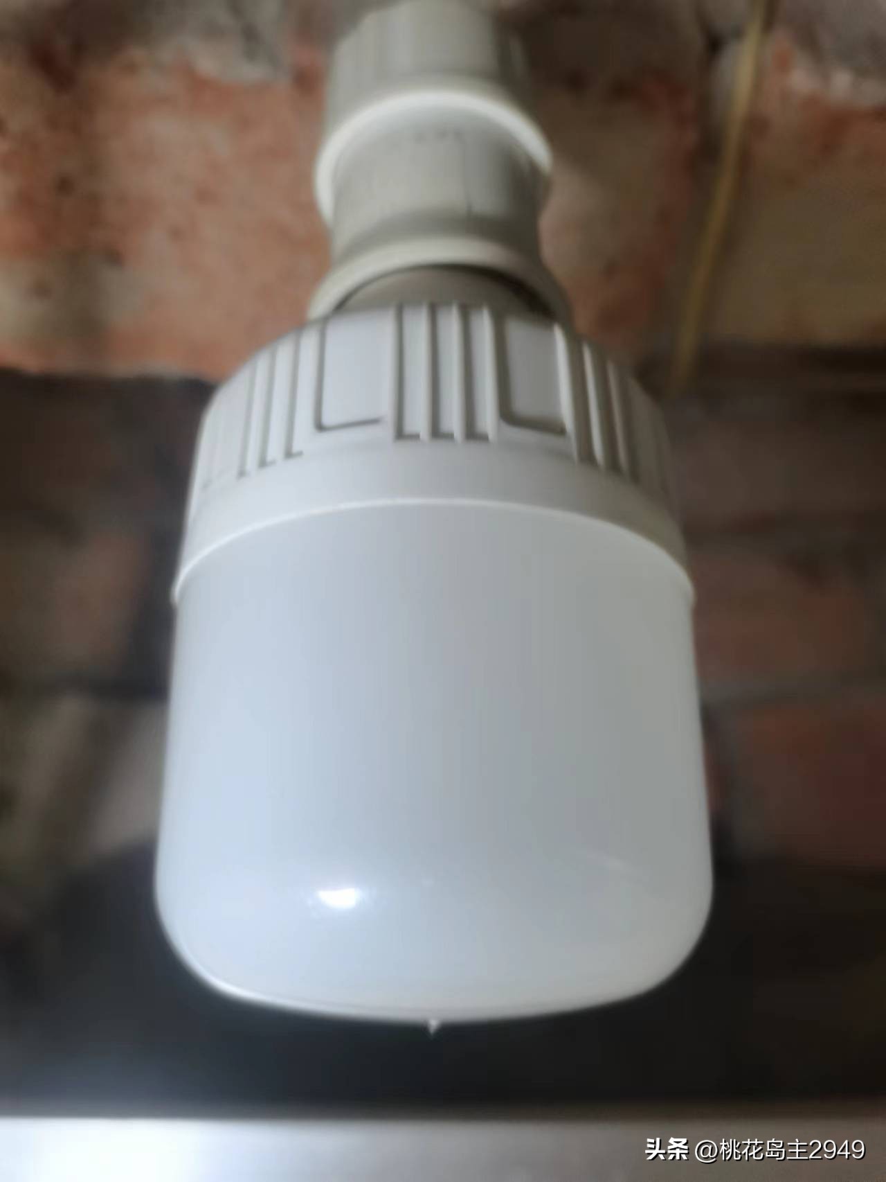 家用卫生间照明灯板维修,卫生间灯具维修