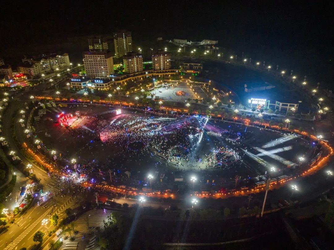 百里杜鹃风景区方家坪,百里杜鹃方家坪景区直播