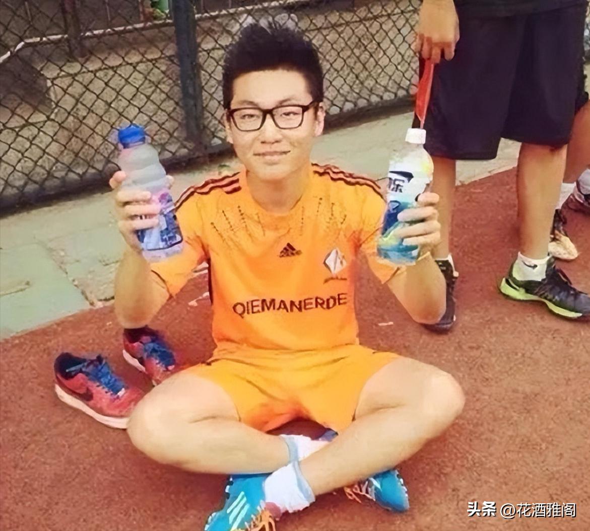 高中保送伦敦国王学院，白岩松的儿子白清扬全靠爹妈“放纵”？