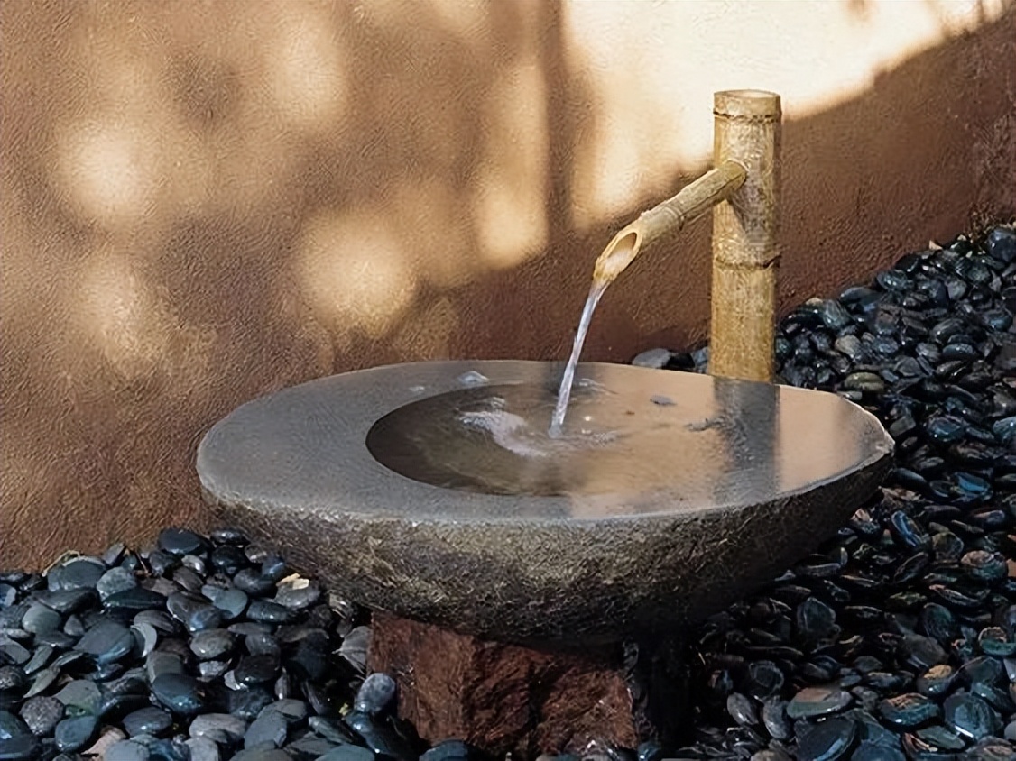 日本枯山水景观,日本枯山水中的树是什么树