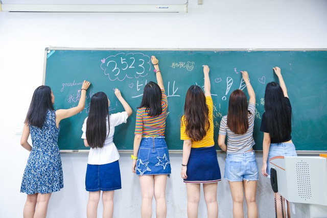 大学生毕业后找工作应该注意什么,大学毕业后工作如何选择