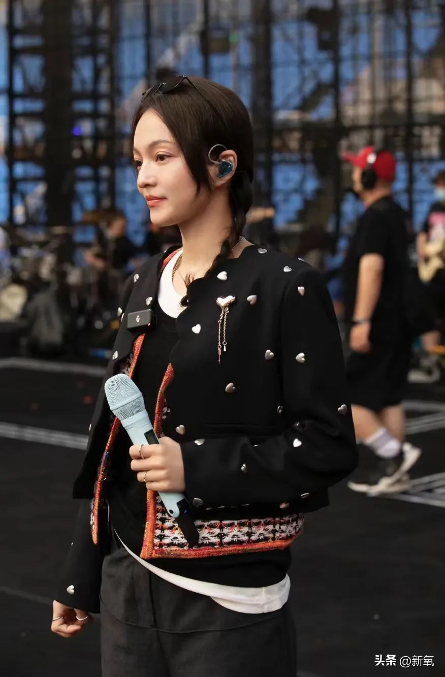 脸胖下垂是什么原因,脸肥下垂