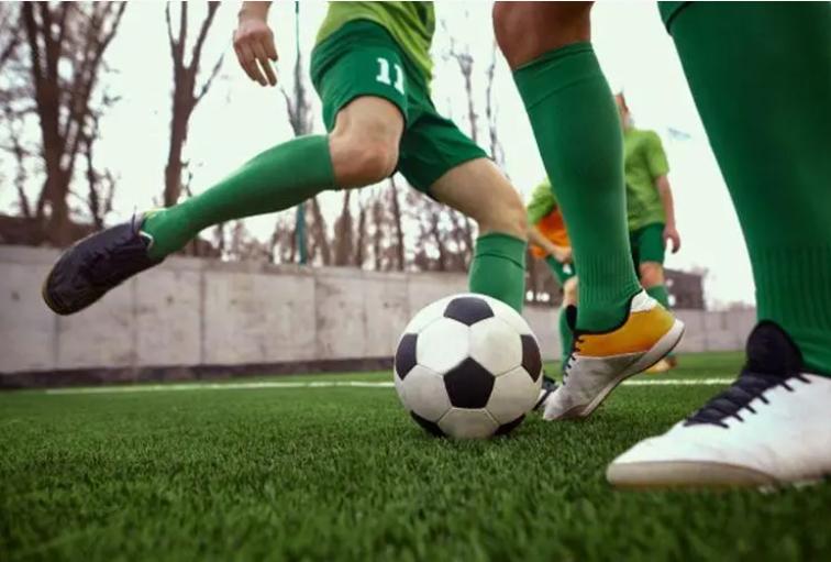 足球场上的政治:18年,奥地利前锋一句脏话,引燃“巴尔干战火”