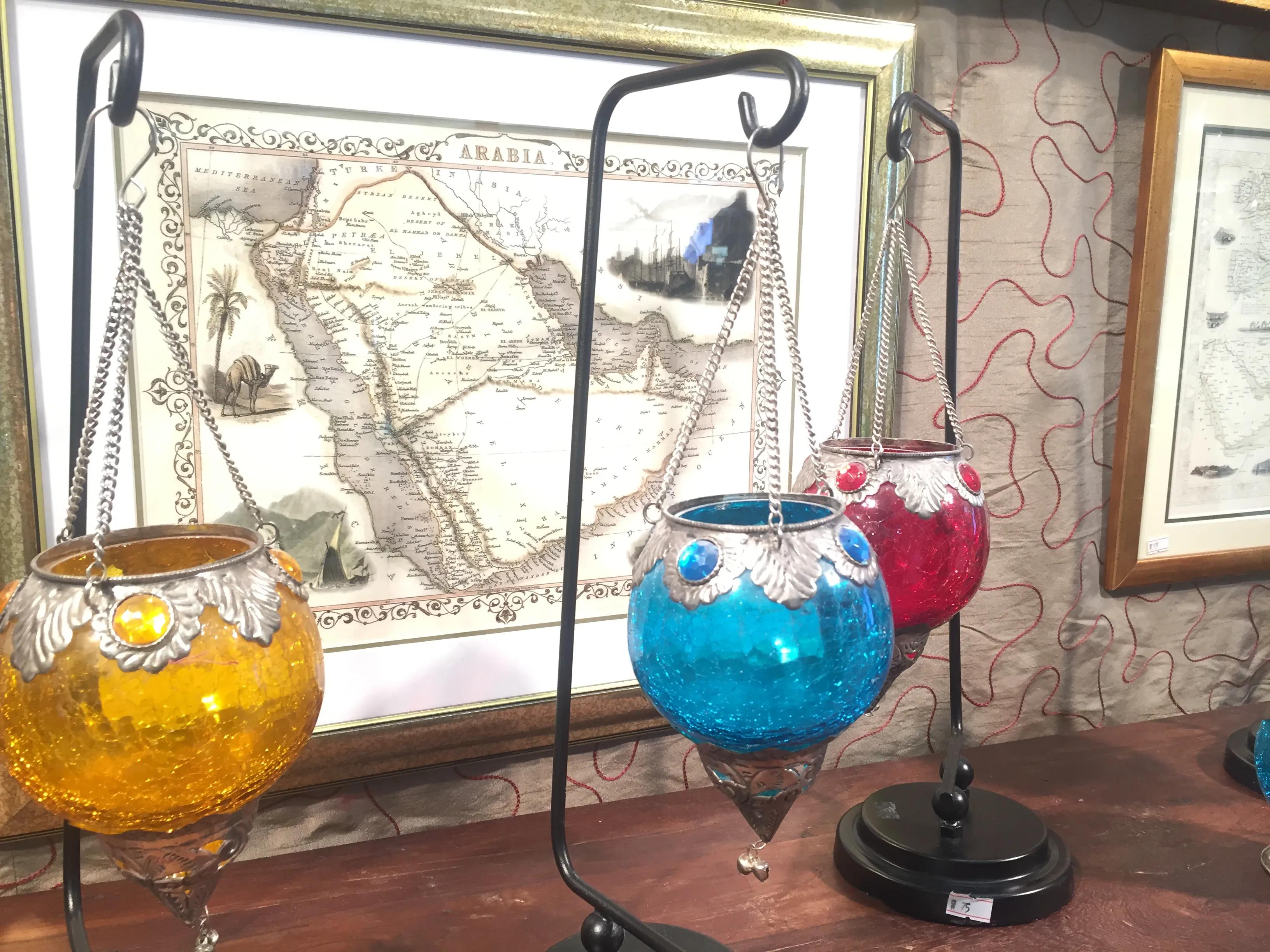 真实的卡塔尔长这样，一半沙漠一半海水