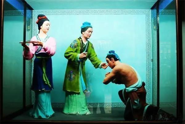 三字经中抗金名将岳飞的故事,抗金英雄岳飞故事简介50字