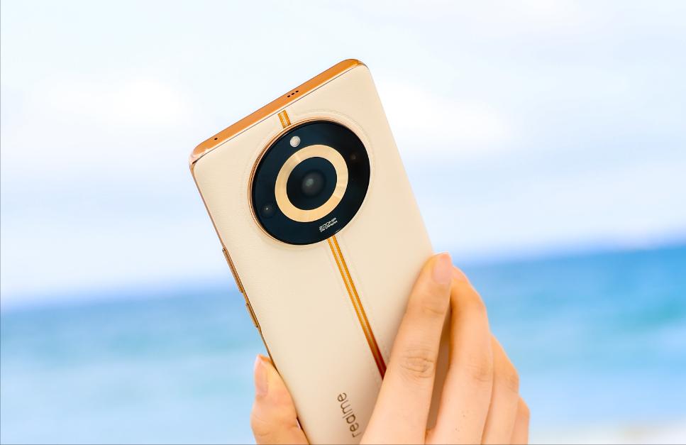 用四年不会卡顿，“20GB”+1TB存储，2亿像素变焦新机仅2599元