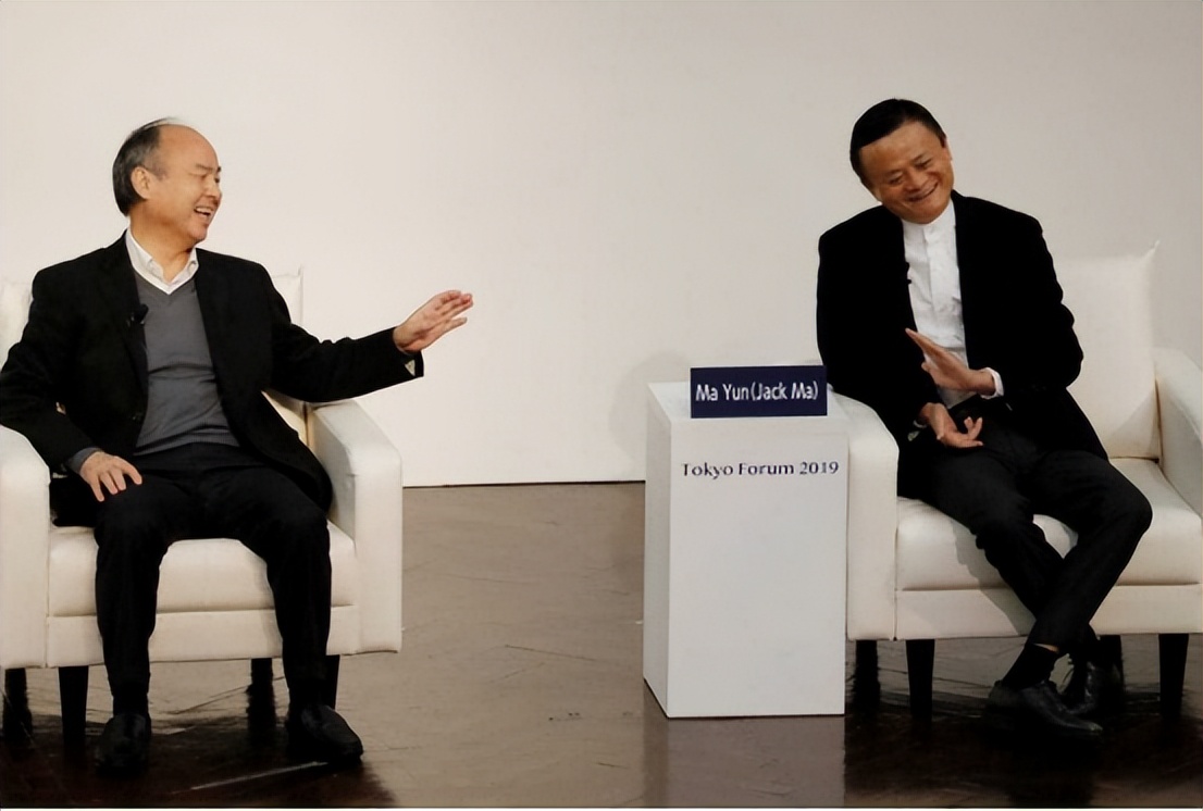 马云回国后的真实经历,马云减持国内资产