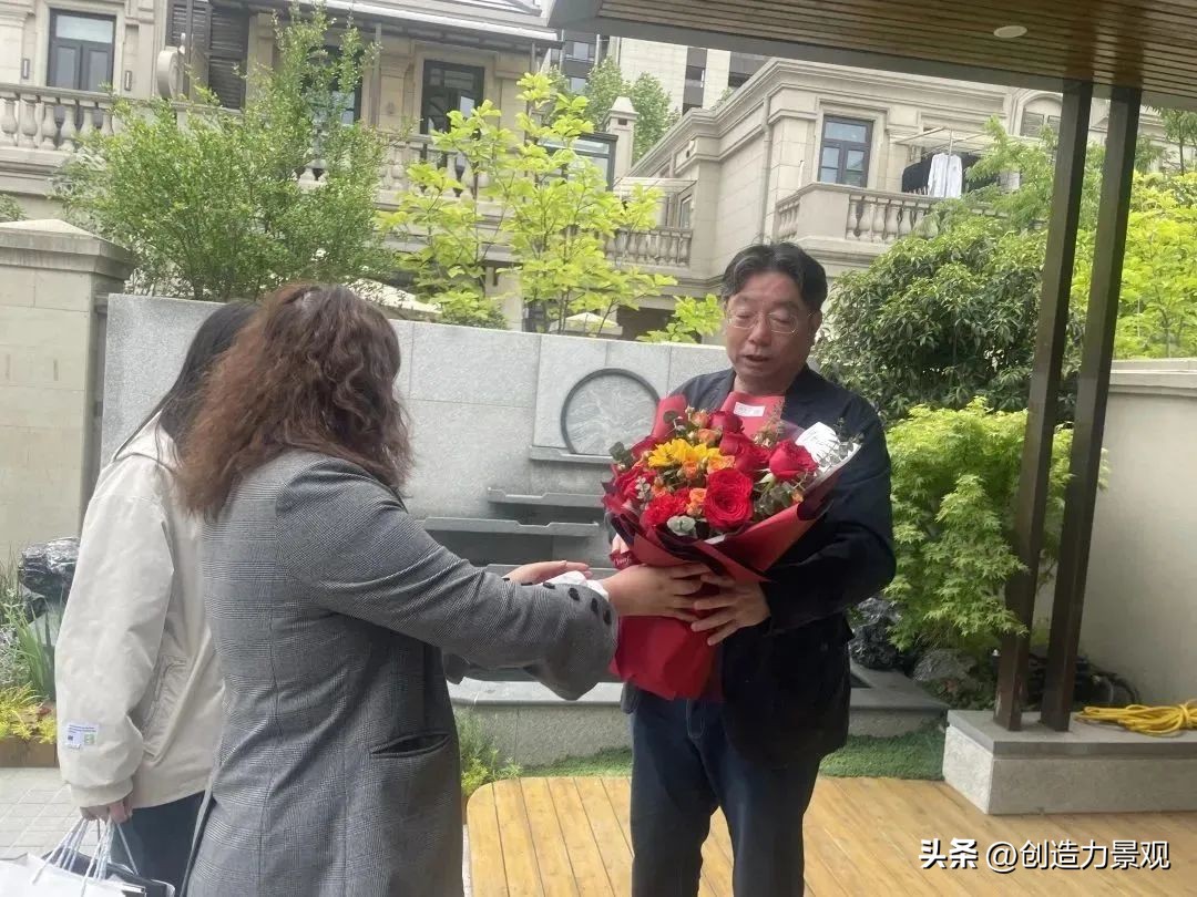 “满园春色”老客户回访日——最美人间四月天，不负*光春**不负你