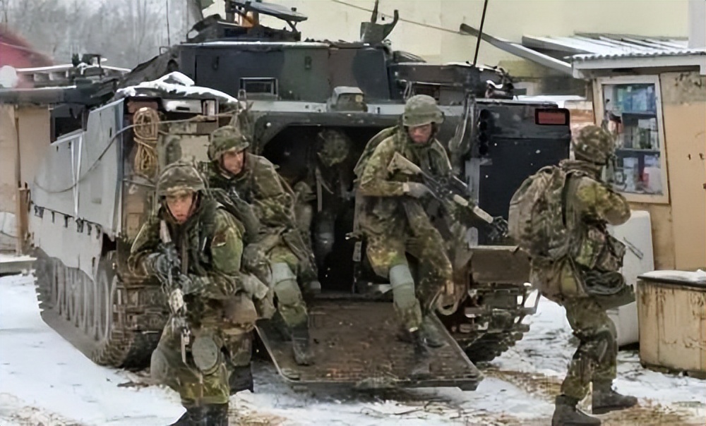 乌俄冲突关注最新消息,亚美尼亚与阿塞拜疆爆发冲突