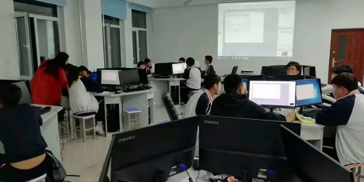 中职计算机专业可以考什么大学,中职计算机专业发展前景