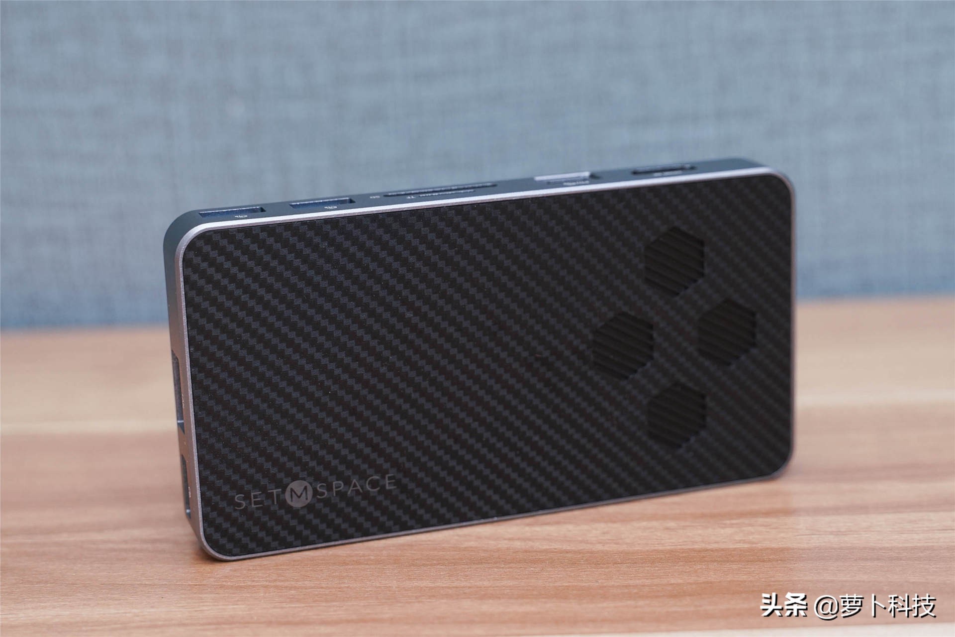 100w充电功率可以充200w电脑吗,功耗低的苹果硬盘扩展坞