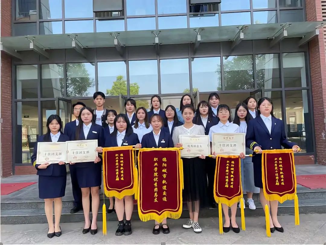 我们的辅导员|工作有耐心，育人有爱心——尹倩