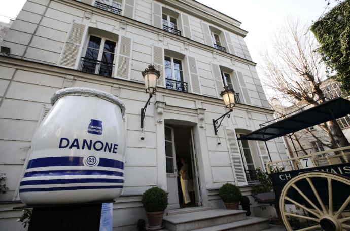 全球乳业20强：伊利保持第五，蒙牛上升2位排名第七，第一是谁？