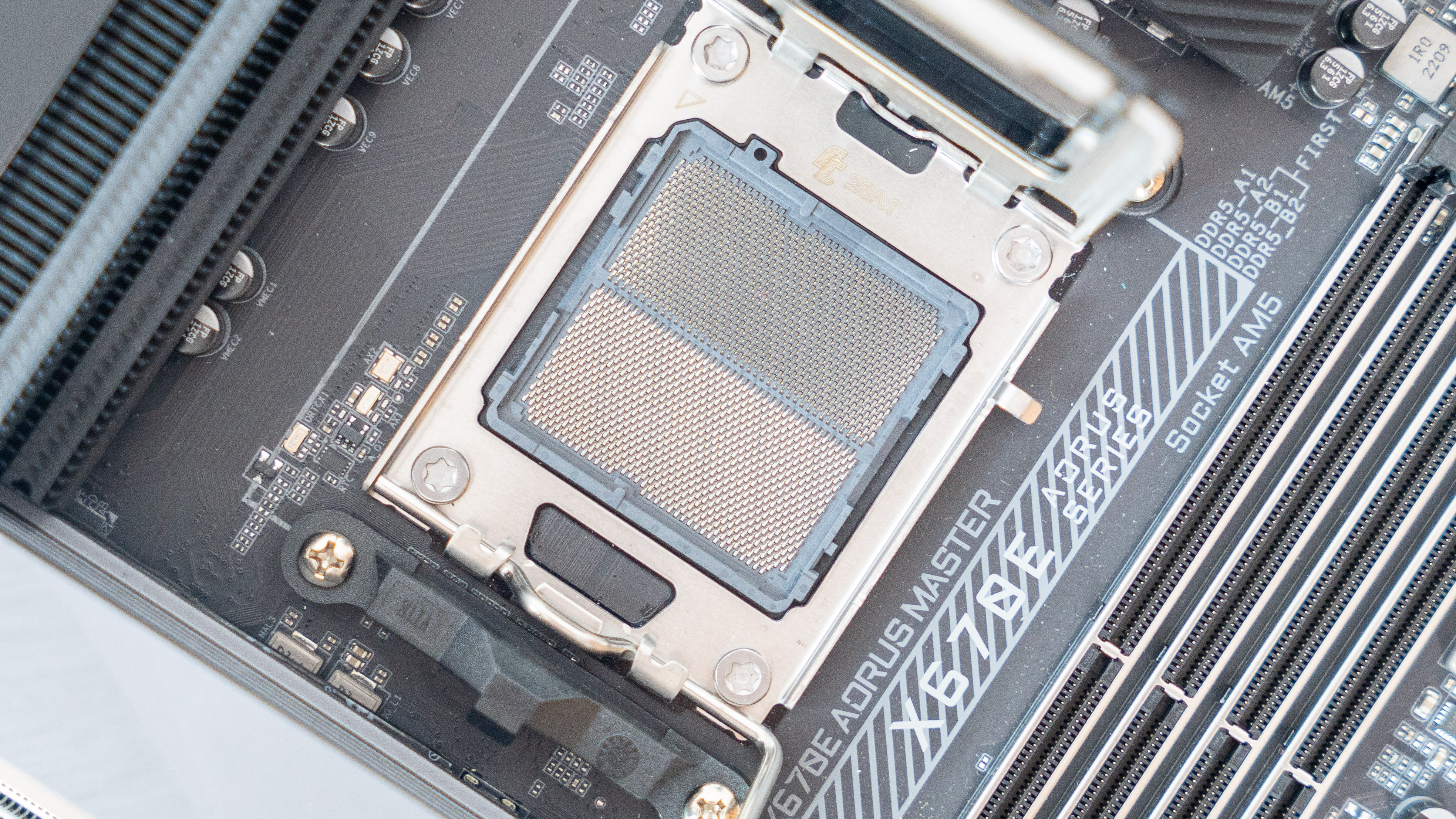 amd锐龙95900x和锐龙75800x对比,amd锐龙57700x处理器