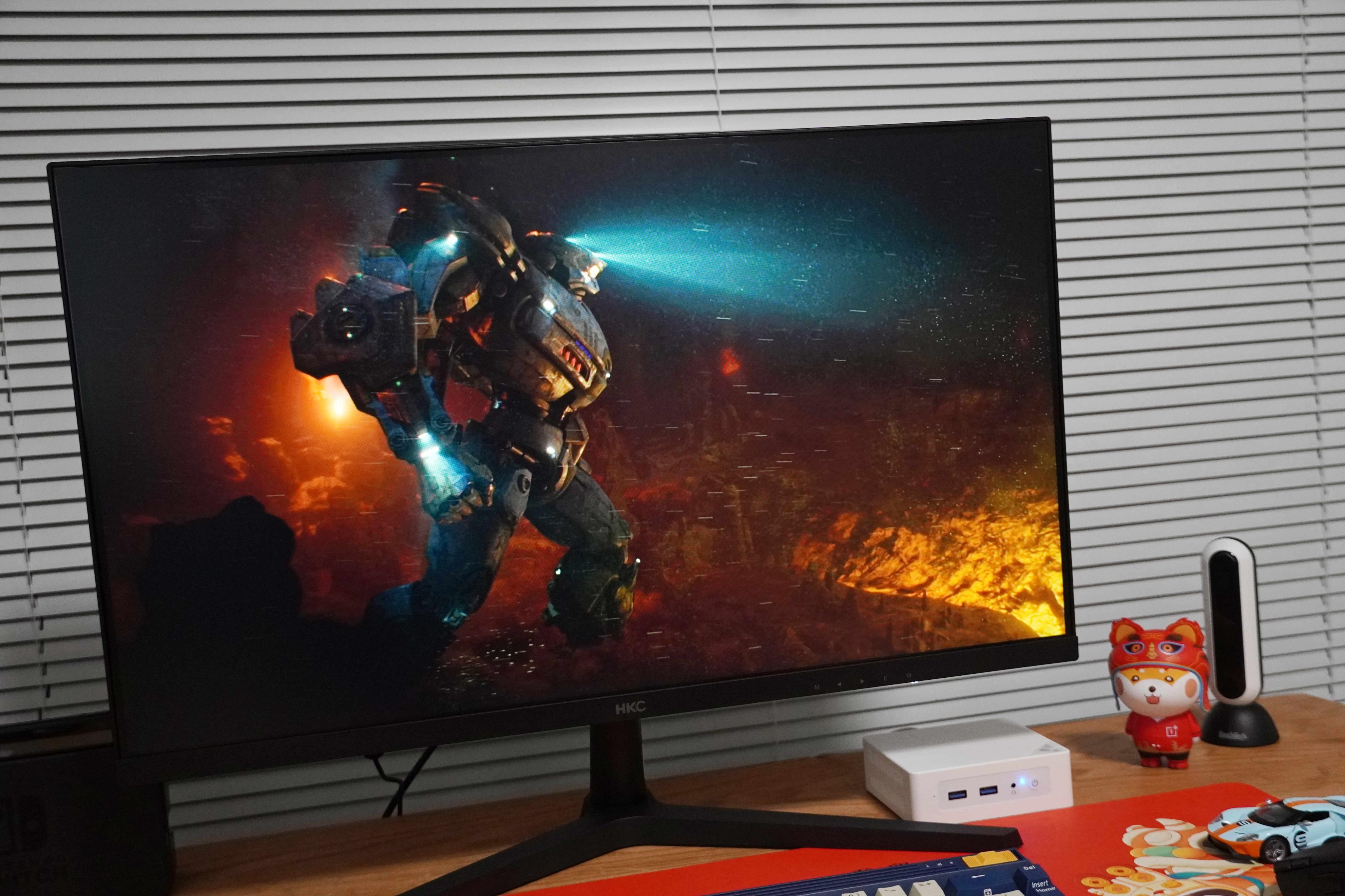 用一款超级小巧的零刻EQ12MINI打造桌面影音视频*放播**系统