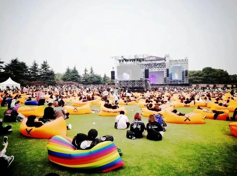 人造草坪铺装注意事项,人造草坪表层草皮铺设注意点