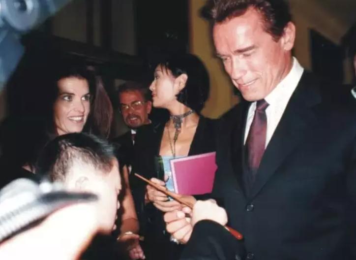 天才指挥家舟舟的40岁,舟舟的智力