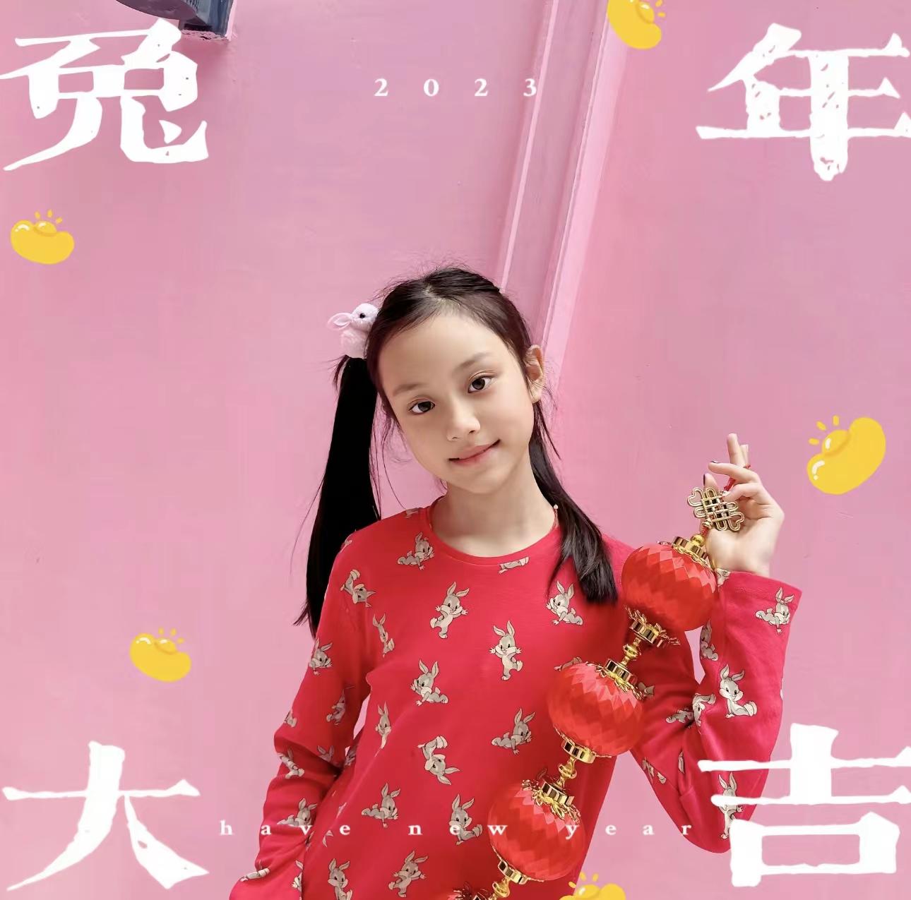 甜馨近照首次曝光,甜馨近照曝光模样大变