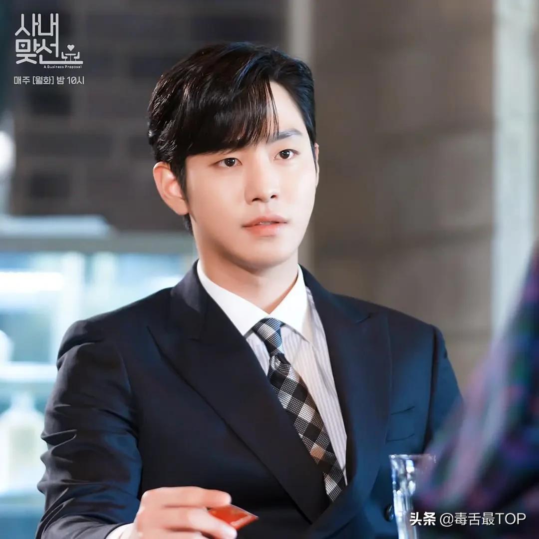 2022年国际大剧排行,2021年度十大剧集你看过哪几部