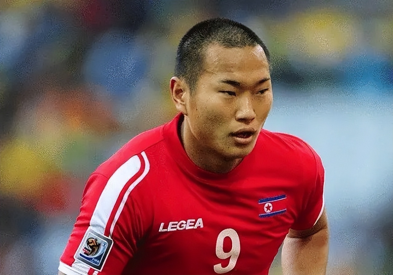 2010世界杯郑大世落泪,世界杯朝鲜队员郑大世为什么哭了