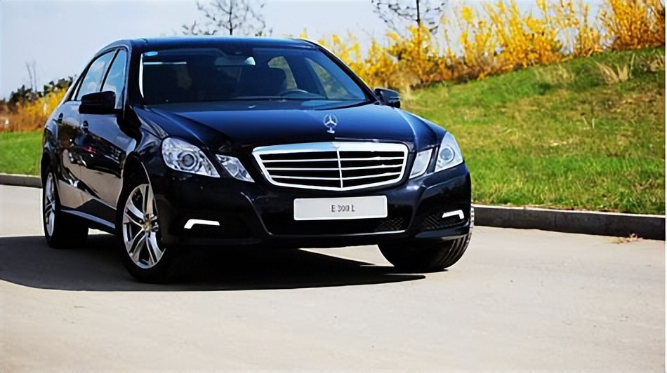 为什么懂车的都换17寸轮毂,汽车16寸轮毂换成17寸轮毂合法吗