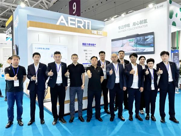 爱尔泰医疗仪器公司,爱尔泰医疗器械