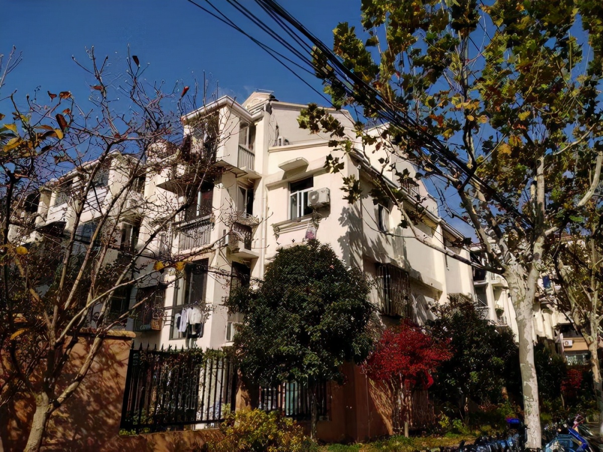 小区共用墙对方可以拆吗,小区共用墙纠纷怎么处理