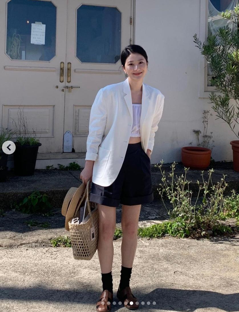 时尚博主的19件夏季日常穿搭look,这位博主的减龄穿搭值得学习