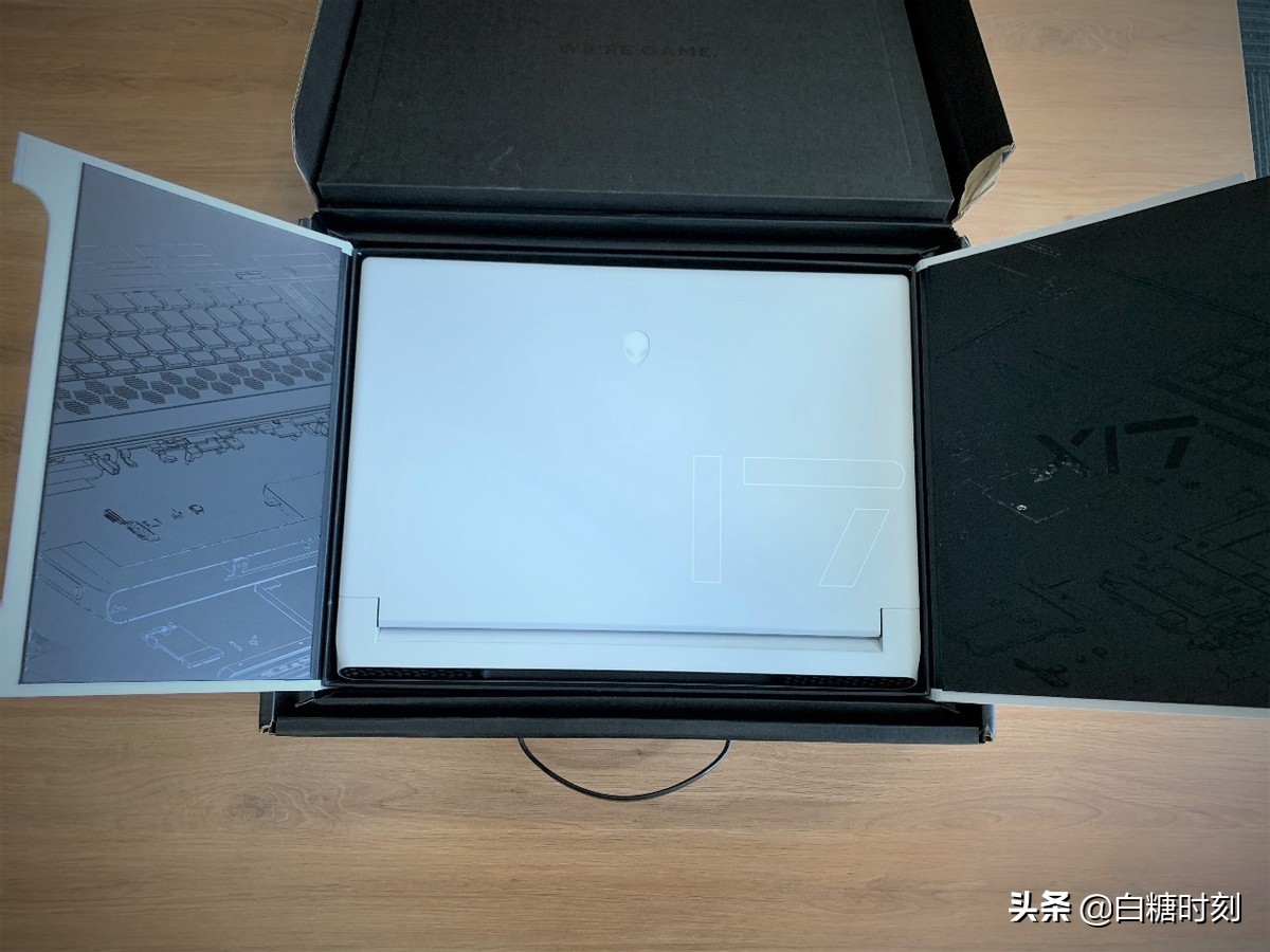 戴尔外星人alienware17r3gtx980,外星人alienwarex17游戏本评测