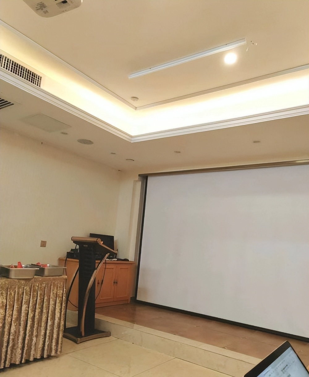 杭州铭师堂的工作怎么样,杭州铭师堂销售岗位怎么样