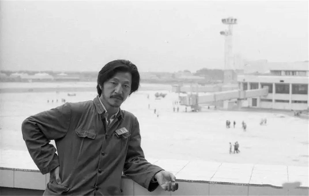 开放之初，霍英东每次到北京都要看一幅画，“在，心就比较踏实”