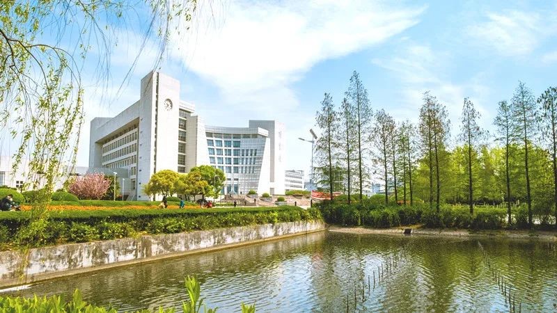 上海大学招生新政策,高考报考的上海大学有哪些