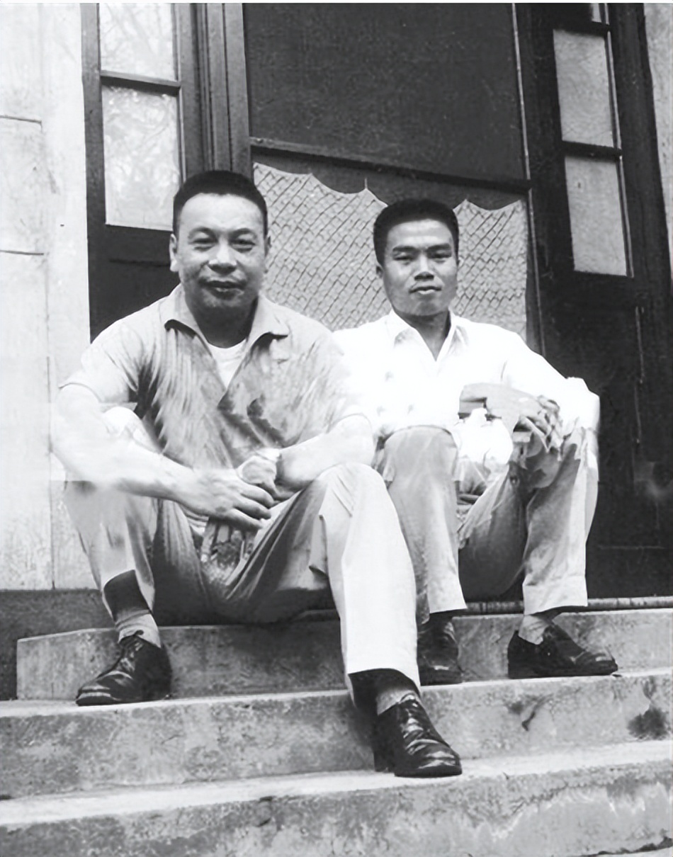 蒋经国的4个子女现状,蒋经国及后代近况