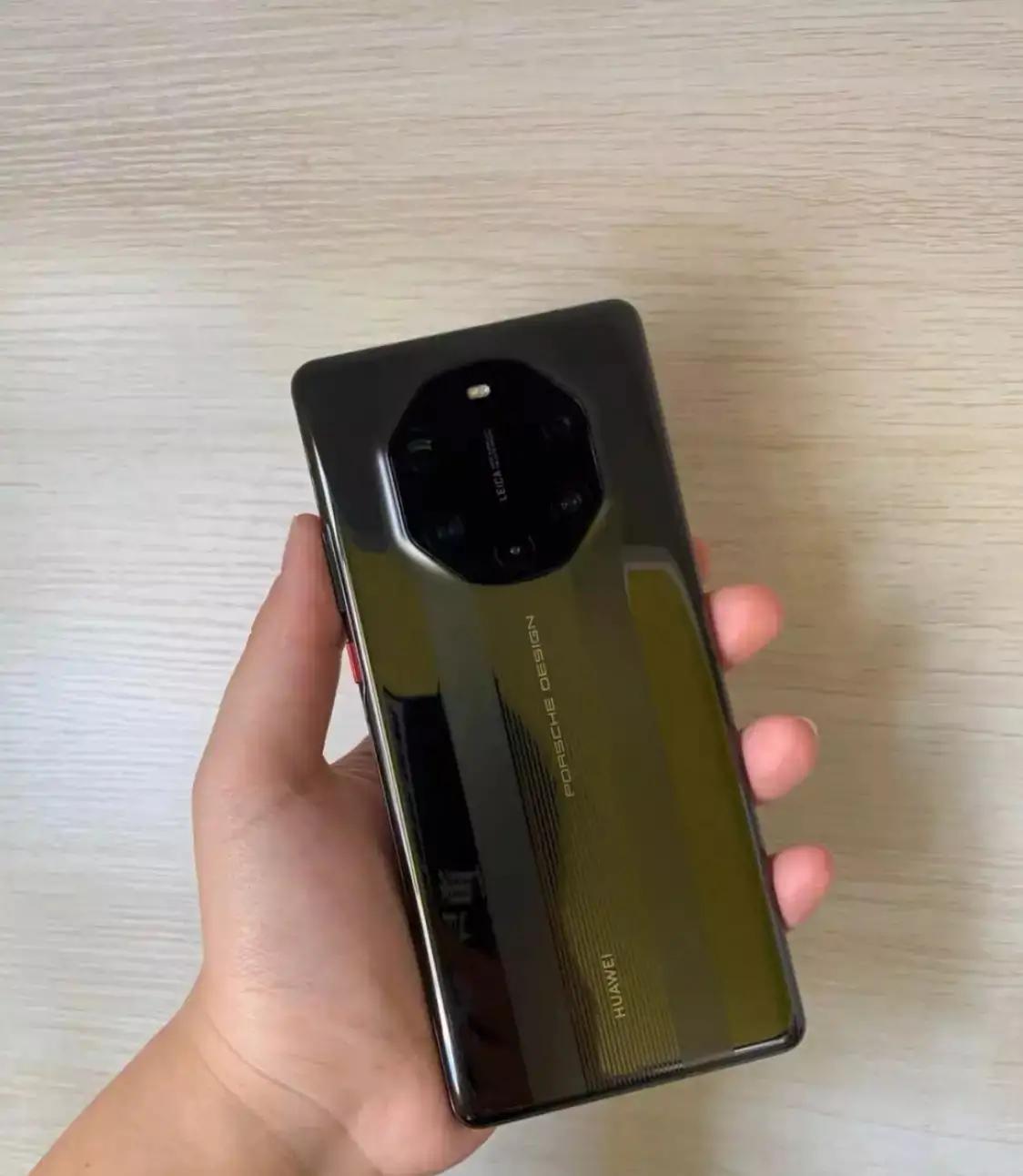 华为Mate40RS保时捷：值得购买的三大理由