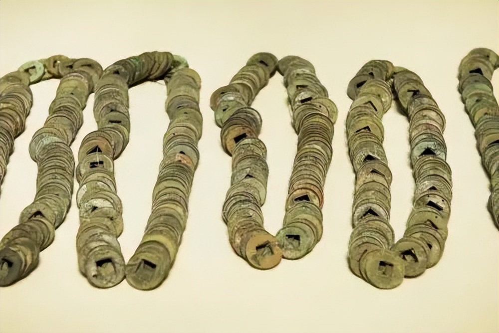 汉代出土的钱币,汉代出土墓葬钱币图片大全