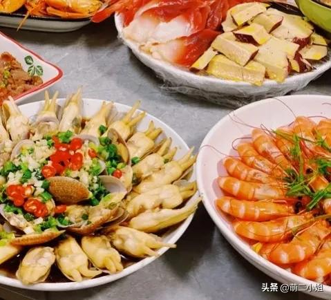 老公说同学来吃饭，给1000元我买菜。心想不是啥贵宾，结果花400