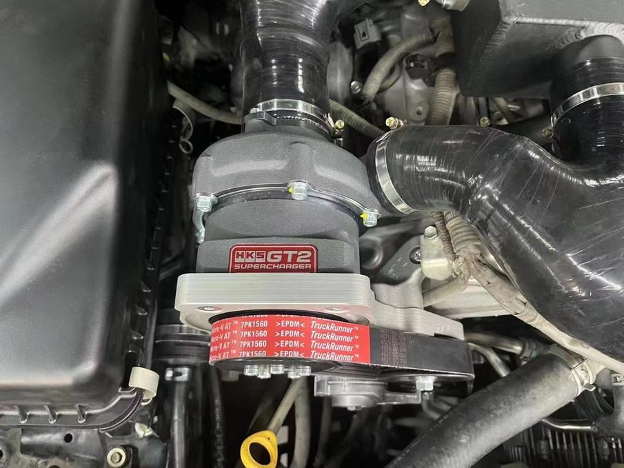 陆巡3800,陆巡4.0马力有几个版本