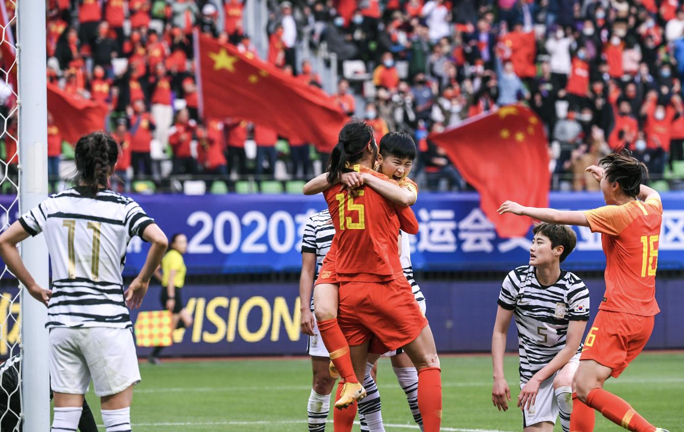 中国女足2胜1平夺冠,cctv5现场直播中国女足比赛