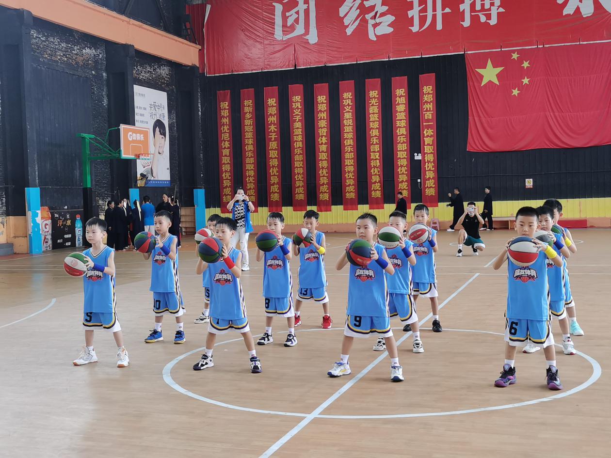 全民健身总动员享受健康好生活,全民健身日健康同行视频