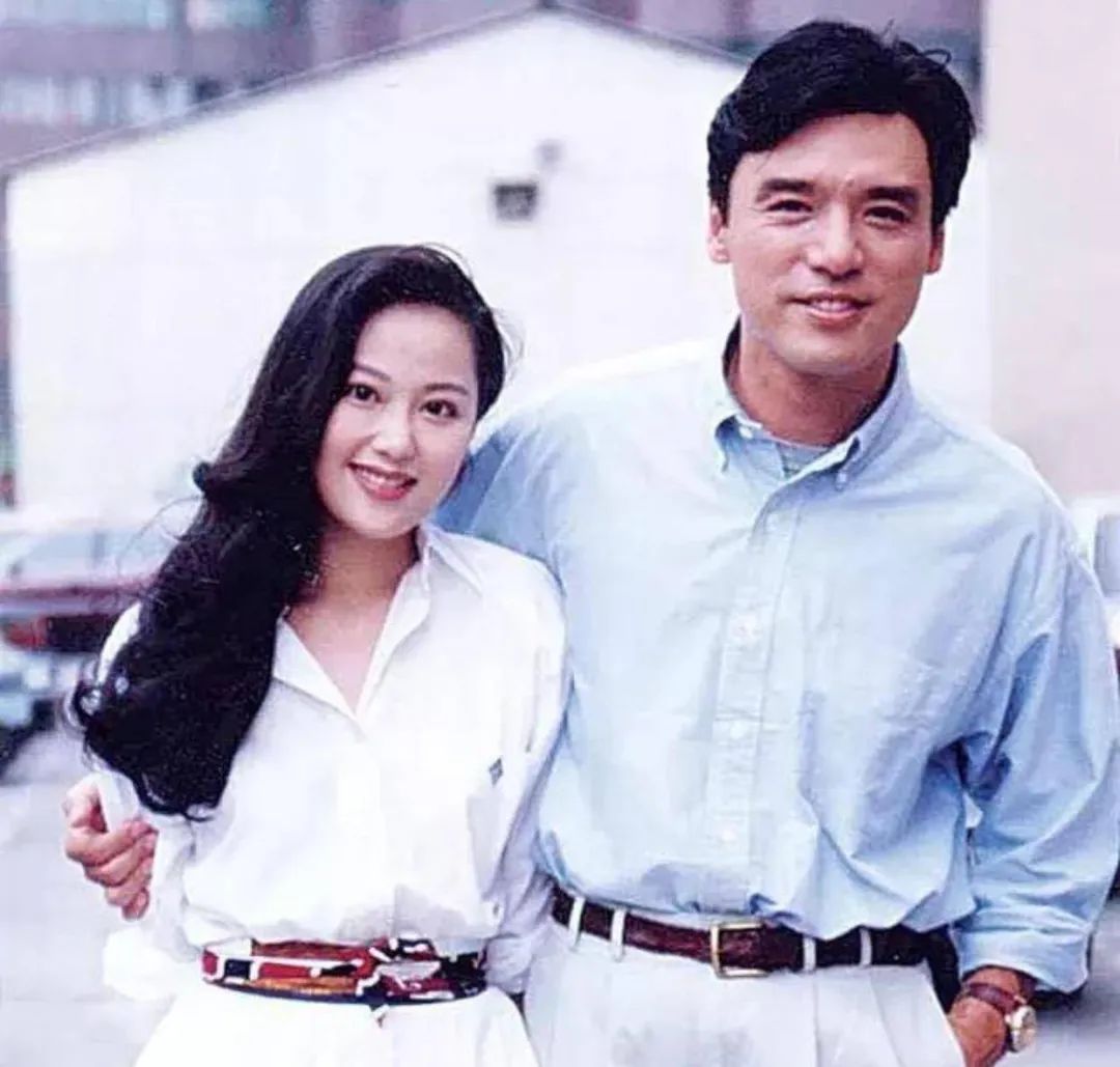 60岁的章小蕙为何突然火了,章小蕙56岁华丽翻盘