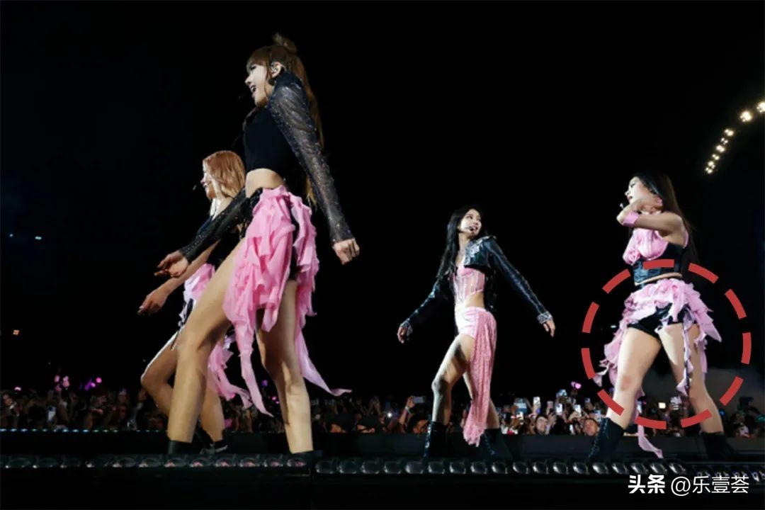 因身材太好被围观,因身材上热搜的博主