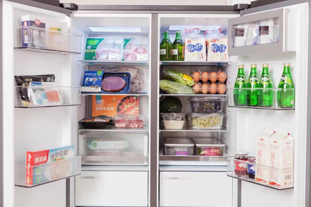 冰箱有异味的源头在哪里,冰箱总是有异味怎么处理