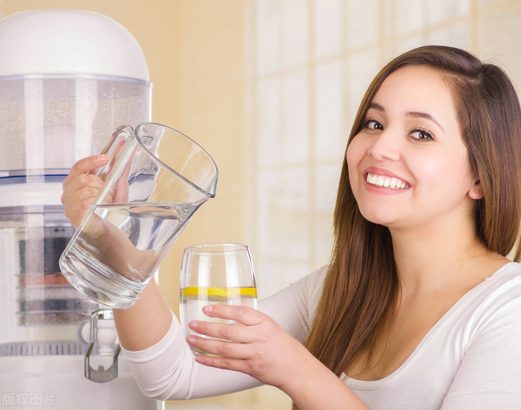 利用赠品来捆绑销售的税务处理,随同产品出售包装物会计处理