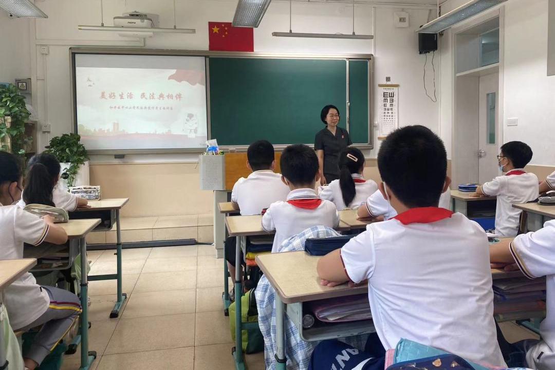 【津法动态】“典”亮津彩生活与天津法院一起“月”读民法典