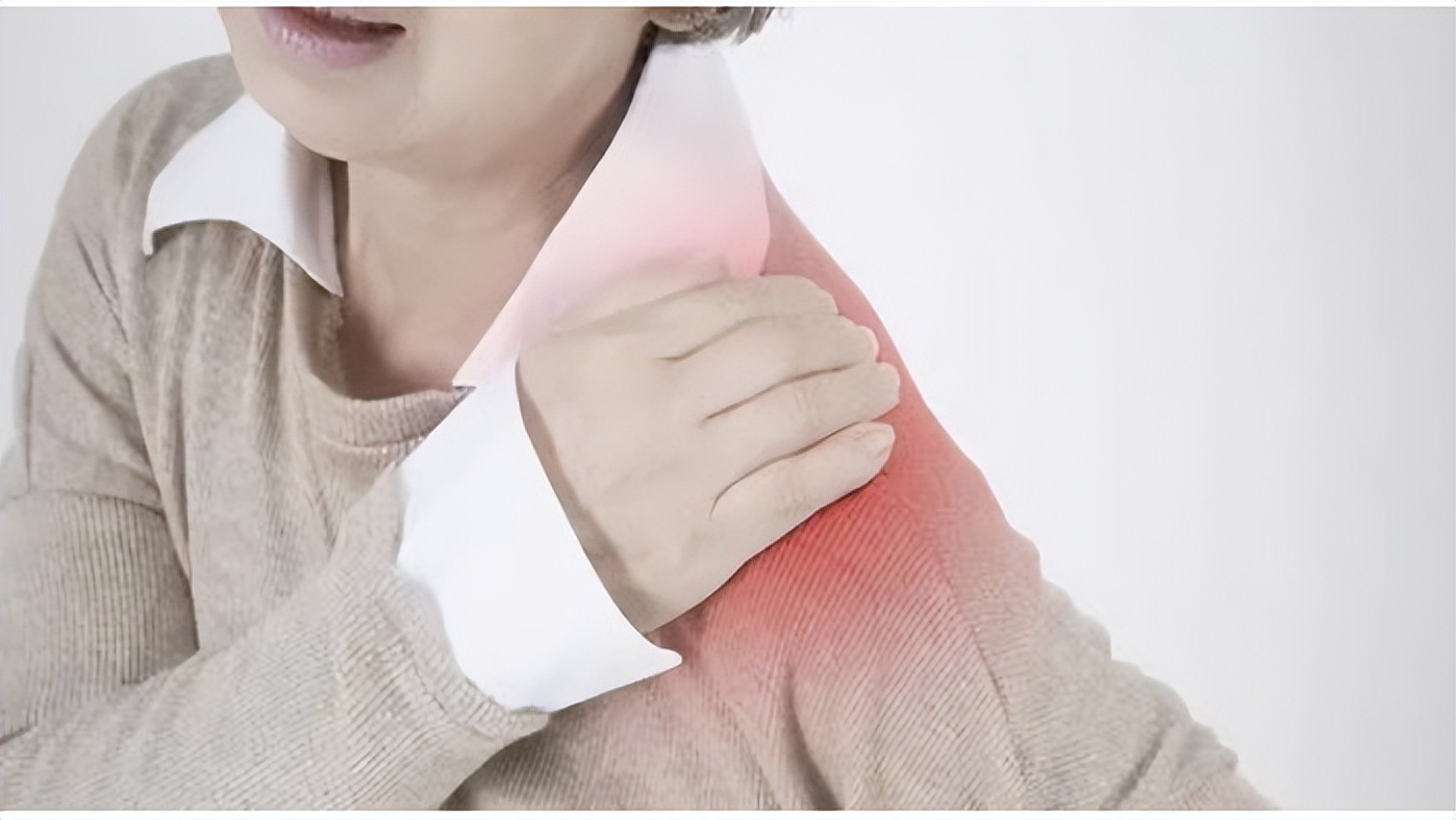 肩膀痛连着胳膊的肌肉痛是肺癌吗,肺癌晚期肩膀疼得厉害是怎么回事